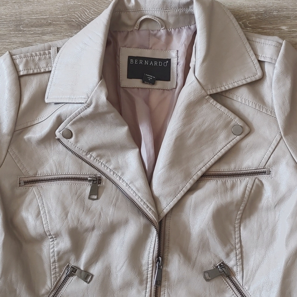 Bernardo Women's Faux Leather Moto Jacket Tan Size M - Picture 2 of 9